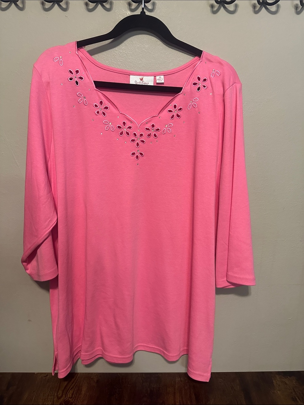 Quacker Factory Pink Floral Cutout V-Neck Long Sleeve Tee with Rhinestones